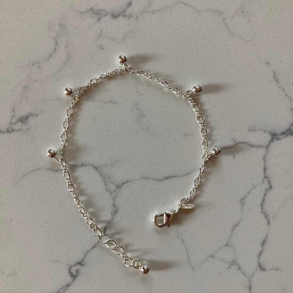 Avon Silvertone Mini Ball Chain Bracelet 8.5 inches